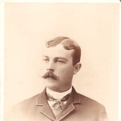 Photo, Charles Knightly