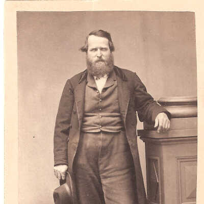 Photo, John Alexander