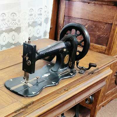Singer Sewing Machine with Table