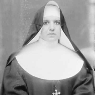 Nun