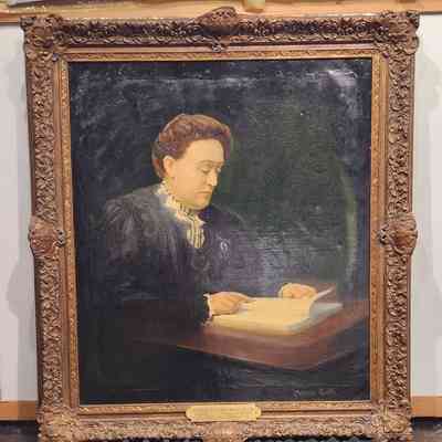 Professor Pauline Mariotte-Davies