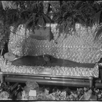 Mourning Photo