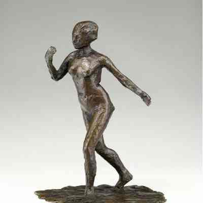 Danseuse Saluant (Dancer Bowing)