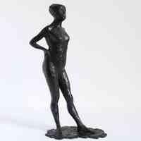 Danseuse au Repos, les Mains sur les Hanches, la Jambe Gauche en Avant (Dancer at Rest, Hands on Her Hips, Left Leg Forward)