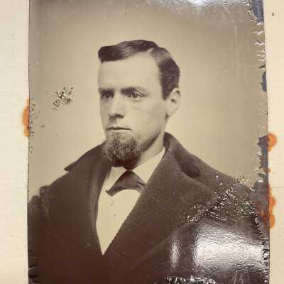 Handcolored 1/3 view portrait of gentleman