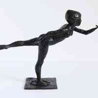 Arabesque Ouverte sur la Jambe Droite, le Bras Gauche en Avant (Arabesque over the Right Leg, Left Arm in Front)