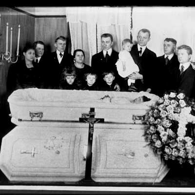 Mourning Photo with Family