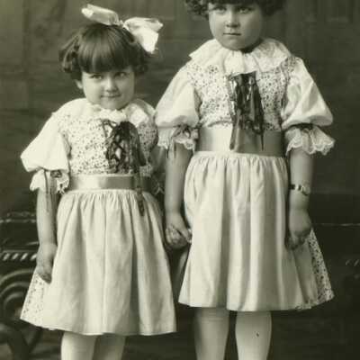 Two Sisters