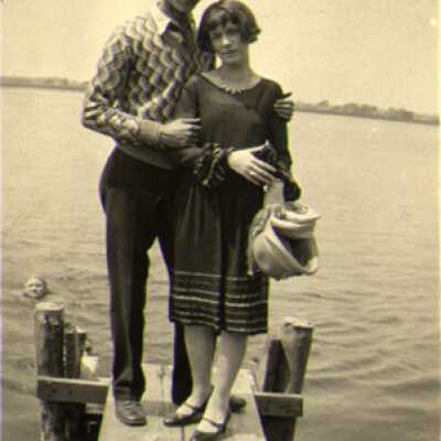 Couple or Father and Daughter (?)