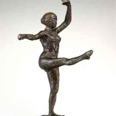 Position de Quatrième Devant sur la Jambe Gauche (Fourth Position Front, on the Left Leg)