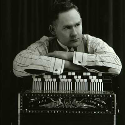 Accordion Player