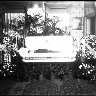 Mourning Photo