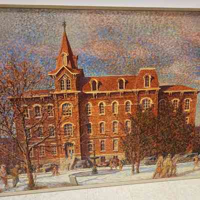 Campus Contrasts