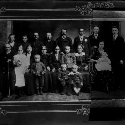 Extended Family Photo