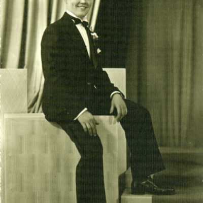 Groom