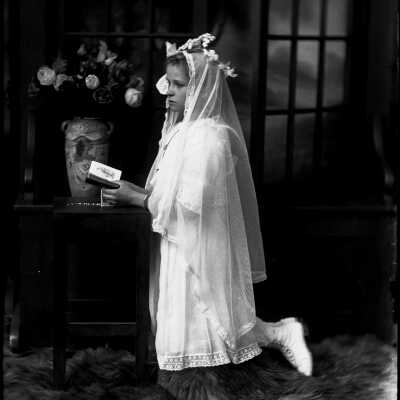 Young Girl with Rosary/First Communion