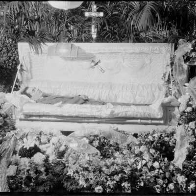 Mourning Photo