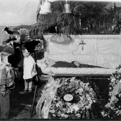 Mourning Photo