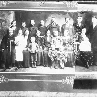 Extended Family Photo