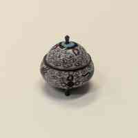 Dish with lid
