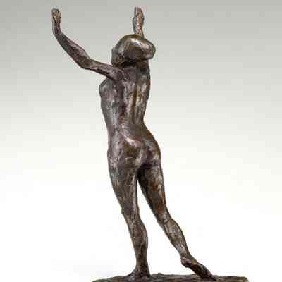 Danseuse s'Avançant, les Bras Levés (Dancer Moving Forward, Arms Raised)