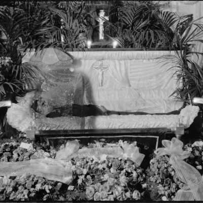 Mourning Photo