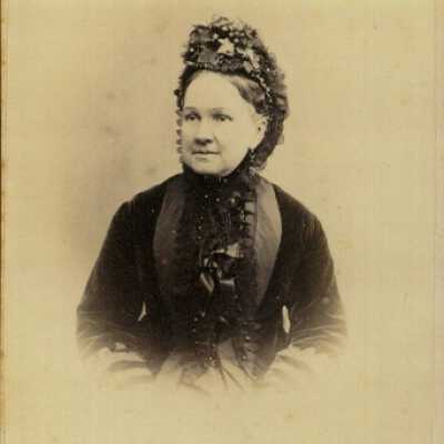 Louisa Hunter (née Hill)