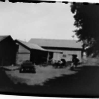 Stantoy Sinclaire's Barns Newark, Ill.
