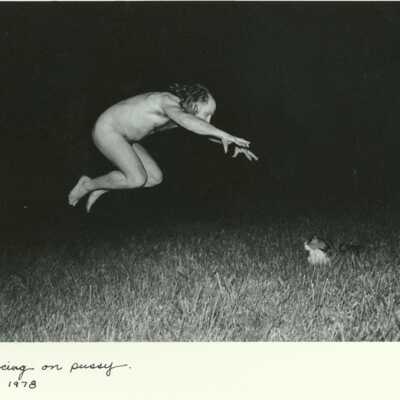 Pouncing on pussy