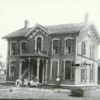 North 5th Depue Hotel