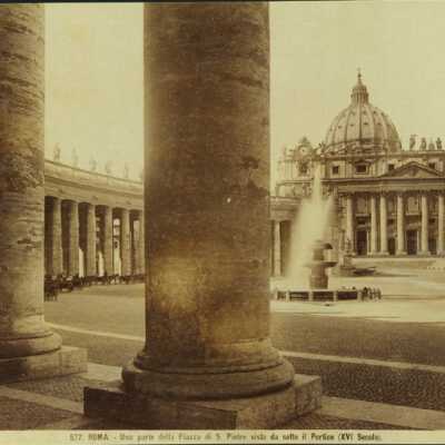 Roma - Una parte della Piazza di S. Pietro Vista da Sotto ie Portico (XVI Secolo)