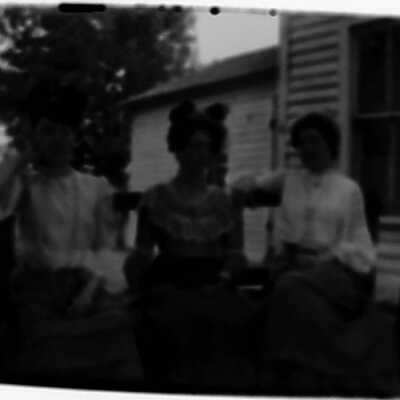 Mrs. Claude Fowler, Ella Babbes, and Alice Bovscheuiers