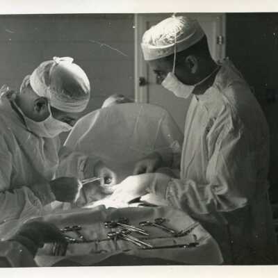 Hospital - Tying the Wound
