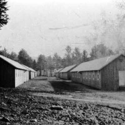 wooden structures barracks: Page 3