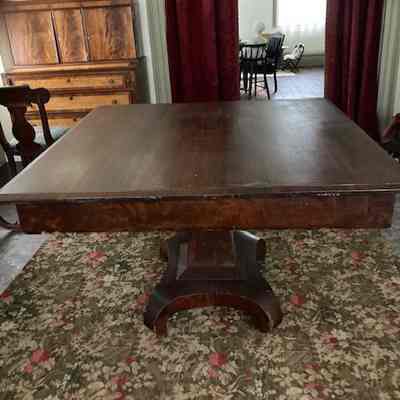 Square Table