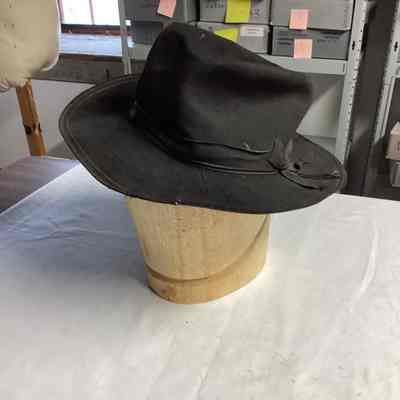 Man’s Fedora Style Hat