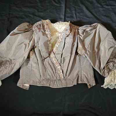 Front of bodice