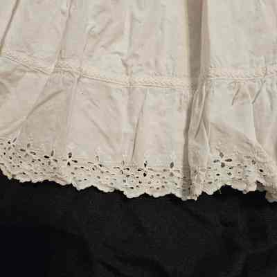 Hemline