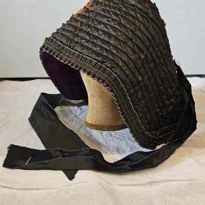 Mourning Hood