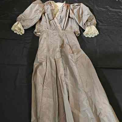 Brown Bodice and Skirt