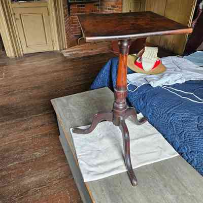 Candlestand