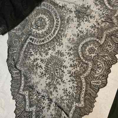 Detailed view of lace