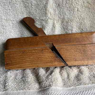 Tongue Plow Plane