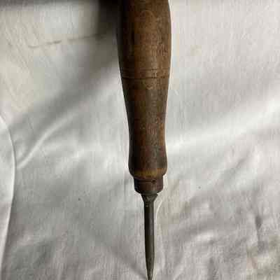 Carpenter's Scratch Awl