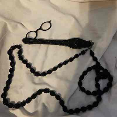 Glasses on Chain