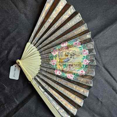 Women's Fan