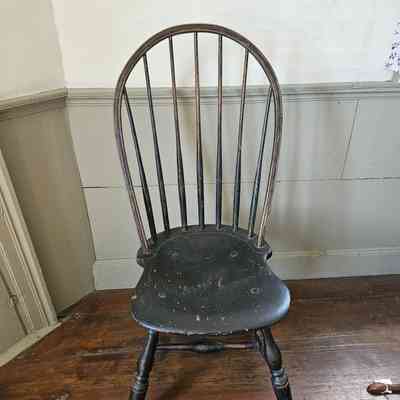 Windsor Bow-back Side Chair