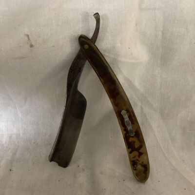 Straight Razor