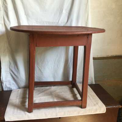 Bailey Table
