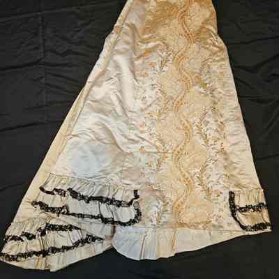 Cream Silk Skirt